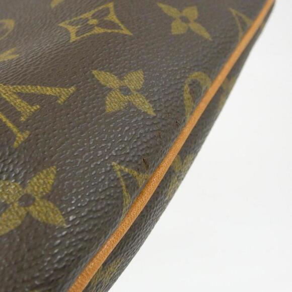 LOUIS VUITTON Brown Monogram Shoulder Bag - Picture 3 of 7